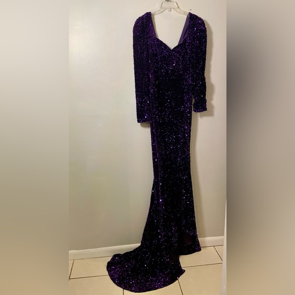 Long Purple Sequin Gown with train - Picture 4 of 7